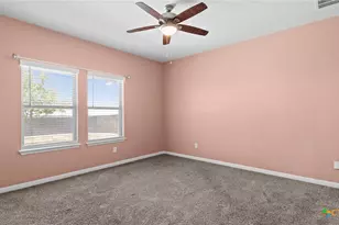 724 Clara Park, New Braunfels, TX 78130 - Photo 13