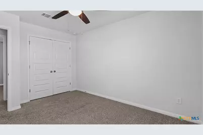 724 Clara Park, New Braunfels, TX 78130 - Photo 27