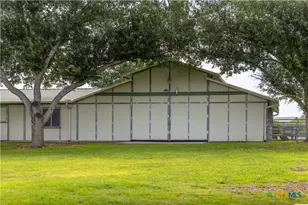 7209 US Hwy 87, Cuero, TX 77954 - Photo 41