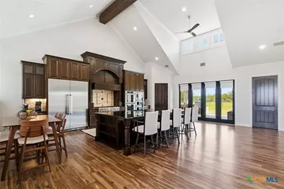 500 Sendera Loop, Victoria, TX 77904 - Photo 11