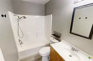 2107 Creekwood Dr, Killeen, TX 76543 - Photo 13