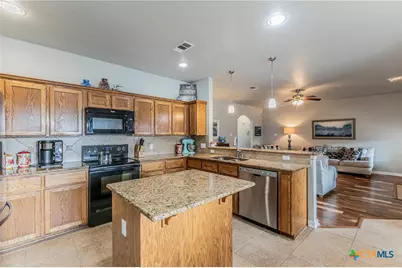 8515 Lamplight Court, Temple, TX 76502 - Photo 5