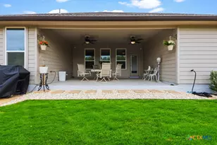 825 Pader, New Braunfels, TX 78130 - Photo 29