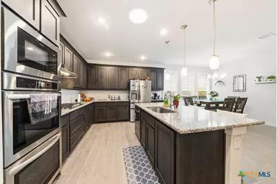 825 Pader, New Braunfels, TX 78130 - Photo 11