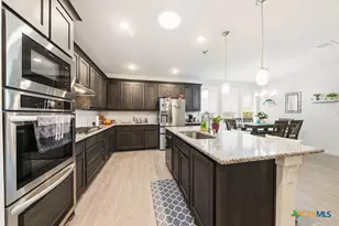 825 Pader, New Braunfels, TX 78130 - Photo 11