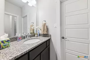 825 Pader, New Braunfels, TX 78130 - Photo 23