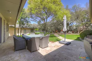 8 Trophy Ln, New Braunfels, TX 78132 - Photo 37