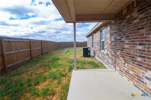 1914 Castroville Trl, Copperas Cove, TX 76522 - Photo 21