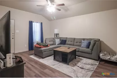 1914 Castroville Trail #A, Copperas Cove, TX 76522 - Photo 5