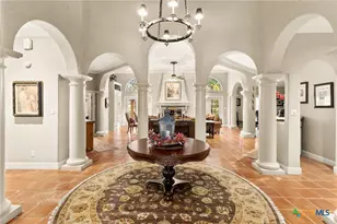 1901 Riada Dr, New Braunfels, TX 78132 - Photo 5