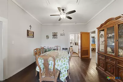 211 E 4th Street, Nixon, TX 78140 - Photo 7