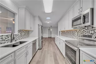 1107 Pecan Ave, Copperas Cove, TX 76522 - Photo 11