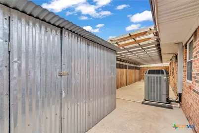 1107 Pecan Avenue, Copperas Cove, TX 76522 - Photo 9