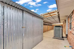 1107 Pecan Ave, Copperas Cove, TX 76522 - Photo 9