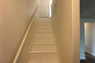 1204 E Warren Ave, Victoria, TX 77901 - Photo 11