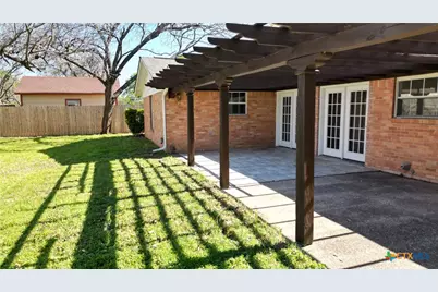 2131 Mountainview Drive, Waco, TX 76710 - Photo 7