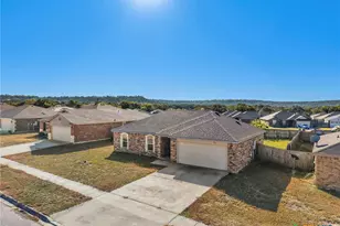 3511 Rock Island St, Copperas Cove, TX 76522 - Photo 5