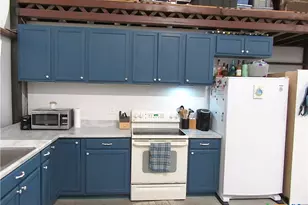 8821 County Rd 133, Burlington, TX 76519 - Photo 11