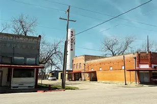 111 Broadway, Nordheim, TX 78141 - Photo 5