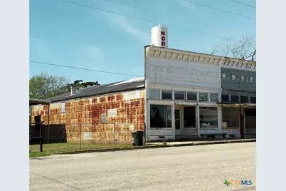 111 Broadway, Nordheim, TX 78141 - Photo 1