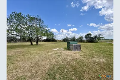 259 Hambleton Road, Victoria, TX 77905 - Photo 33