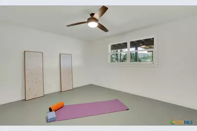 810 N Loop Street, San Marcos, TX 78666 - Photo 29