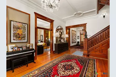 372 Magazine Avenue, New Braunfels, TX 78130 - Photo 7