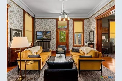 372 Magazine Avenue, New Braunfels, TX 78130 - Photo 9