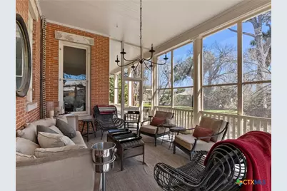 372 Magazine Avenue, New Braunfels, TX 78130 - Photo 27