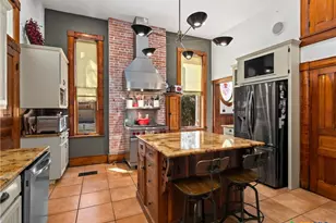 372 Magazine Ave, New Braunfels, TX 78130 - Photo 17