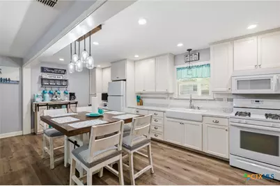 3309 Avondale Street, Victoria, TX 77901 - Photo 11