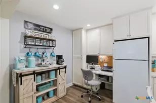 3309 Avondale St, Victoria, TX 77901 - Photo 9