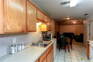 203 Lydia Dr, Killeen, TX 76541 - Photo 13