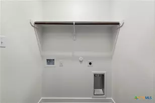 618 Campus St, Troy, TX 76579 - Photo 17