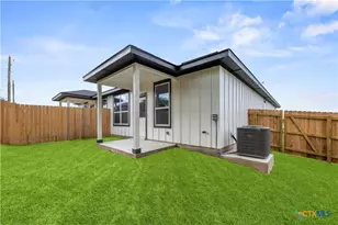 618 Campus St, Troy, TX 76579 - Photo 3