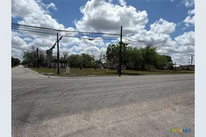105 S Juanita Street, Port Lavaca, TX 77979 - Photo 7
