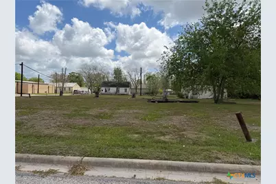 105 S Juanita Street, Port Lavaca, TX 77979 - Photo 5