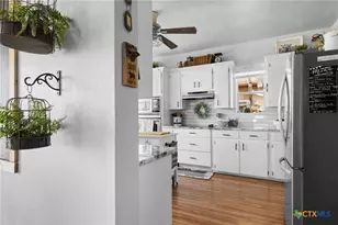 656 County Rd 1301, Lampasas, TX 76550 - Photo 23