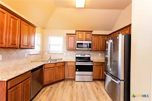 1023 Paseo Del Plata, Temple, TX 76502 - Photo 5