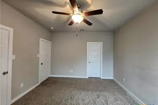 506 Creekside Frst, New Braunfels, TX 78130 - Photo 13