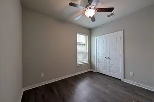 506 Creekside Frst, New Braunfels, TX 78130 - Photo 21
