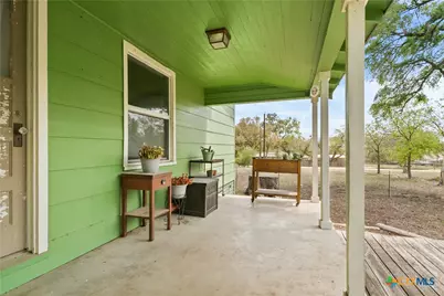 1035 Madeline Street, New Braunfels, TX 78132 - Photo 7