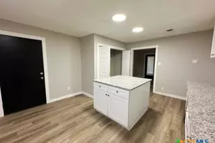 7121 McGregor Park Rd, Temple, TX 76502 - Photo 11