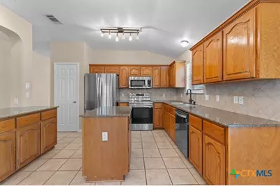 713 Bighorn Drive, Harker Heights, TX 76548 - Photo 11