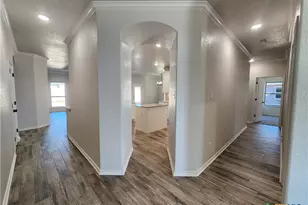 724 Golden Eagle Dr, Salado, TX 76571 - Photo 5