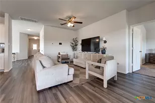 2415 Creekside Hills Blvd, Copperas Cove, TX 76522 - Photo 9