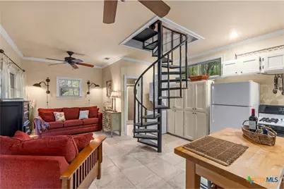 200 Redbird Lane, Kingsbury, TX 78638 - Photo 37