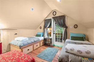 200 Redbird Ln, Kingsbury, TX 78638 - Photo 39