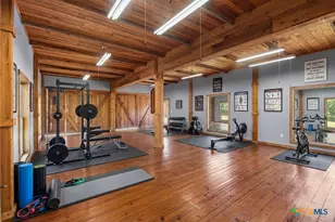 200 Redbird Ln, Kingsbury, TX 78638 - Photo 31