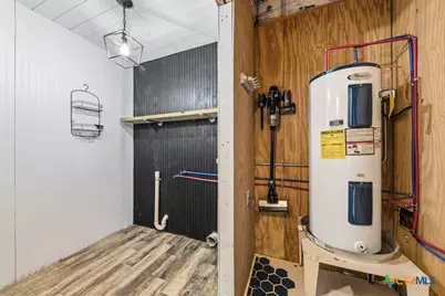 900 Summit Pass, San Marcos, TX 78666 - Photo 29